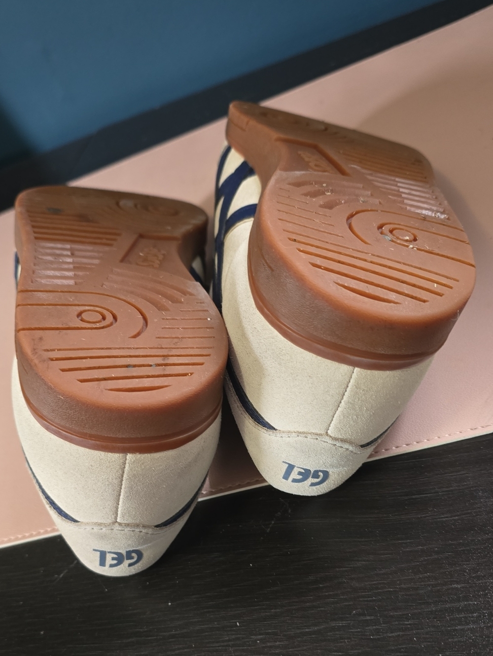 Asics Gel Vickka - Picture 6 of 9